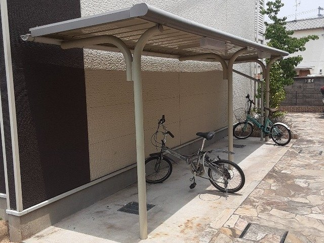 レオネクストルーナのその他|駐輪場置き場♪