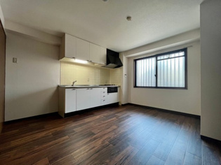 ファイブワン大森の居間