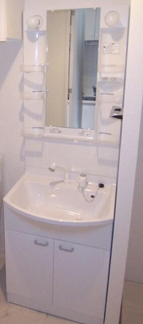 メインステージ亀戸Ⅲの独立洗面台