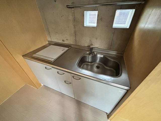 Festina Lenteのキッチン|※別室参考写真です。