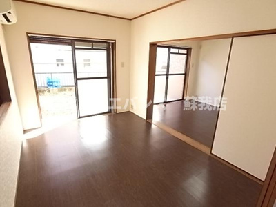  | ドゥエルイースト