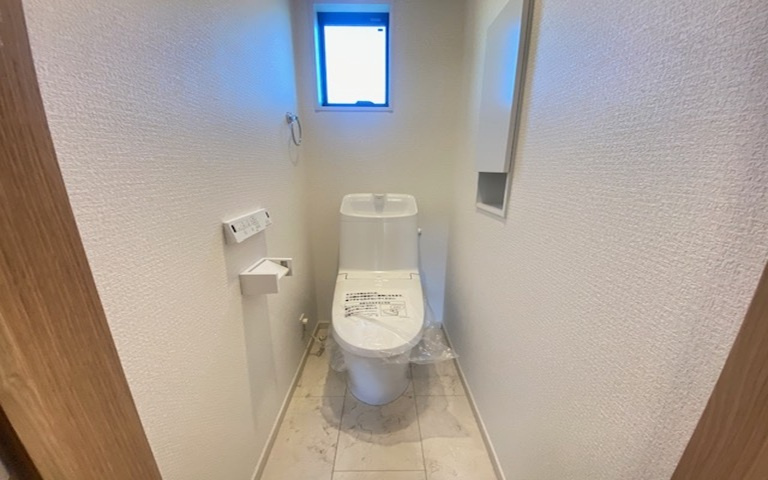 栗木3丁目新築戸建てのトイレ