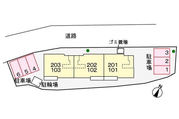 メゾン　ド　ソレイユの駐車場|駐車場