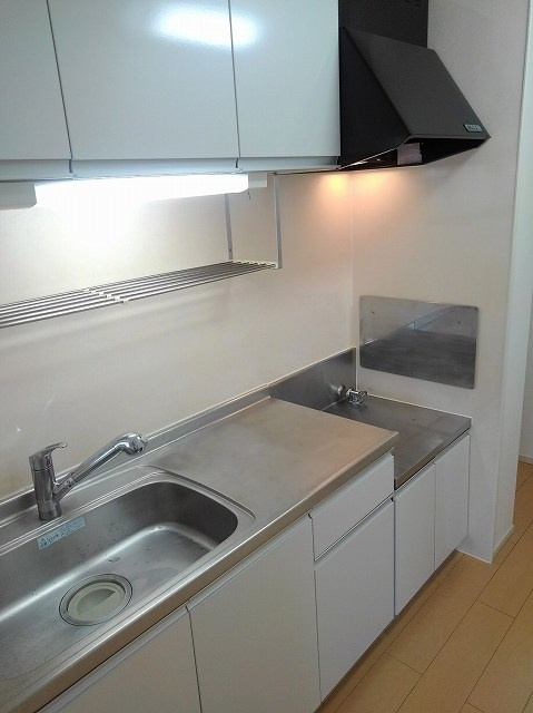 メゾン　ド　ソレイユのキッチン|キッチン