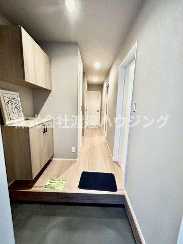 鴫野西一丁目テラウハウスの玄関