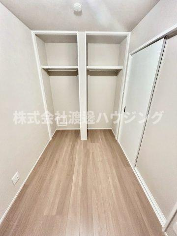 鴫野西一丁目テラウハウスの収納