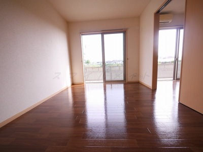 【寝室】 | ガーデンハイツ