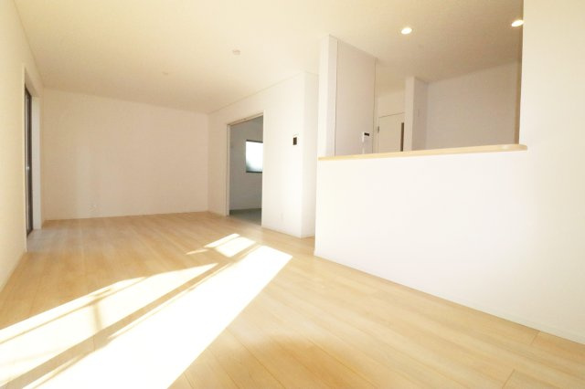 本宮市仁井田字糀壇　　　1号棟　　　五百川小学校、本宮第２中学区の居間・リビング