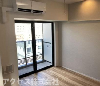 【居間・リビング】 | ※同建物別室、参考写真