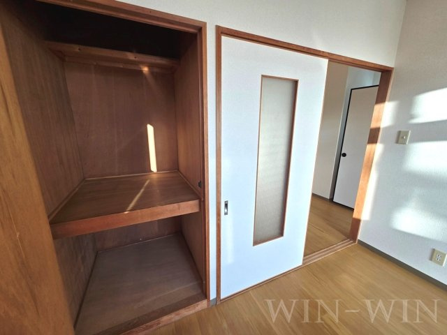 ヴィレッジ岩屋の収納|イメージ（同建物内別部屋の写真です）