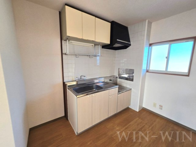 ヴィレッジ岩屋のキッチン|イメージ（同建物内別部屋の写真です）