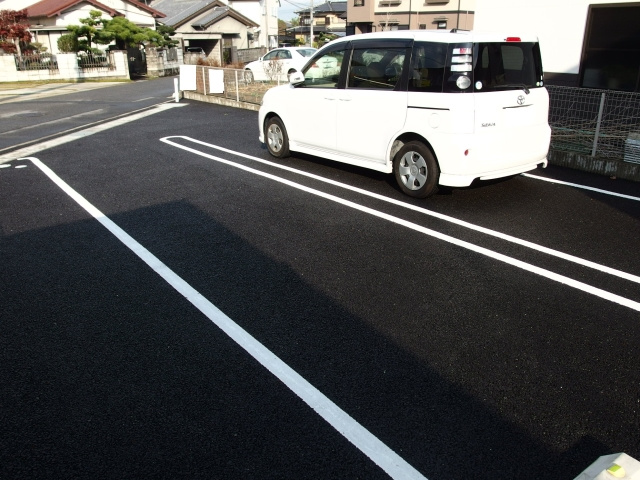 ル・シエルの駐車場