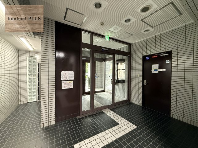 グラン・ドムール南大江パークタワーのエントランス