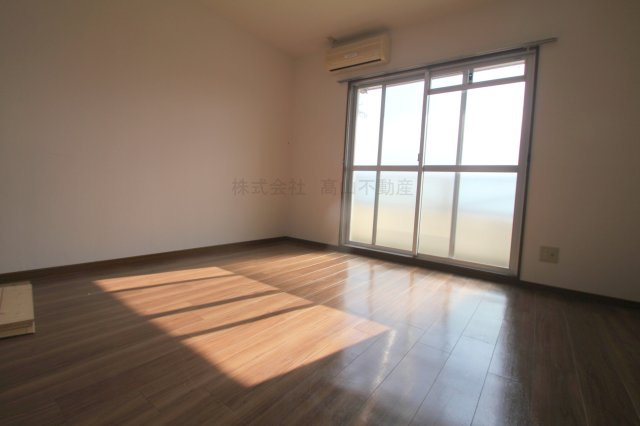 スクエア・Tの内装