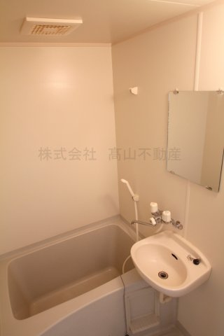 スクエア・Tの浴室