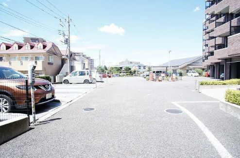 ソーニ・ドゥ・オーロの駐車場