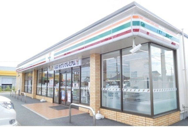 ラフレシールＢの周辺|セブンイレブン島里1丁目店まで800m