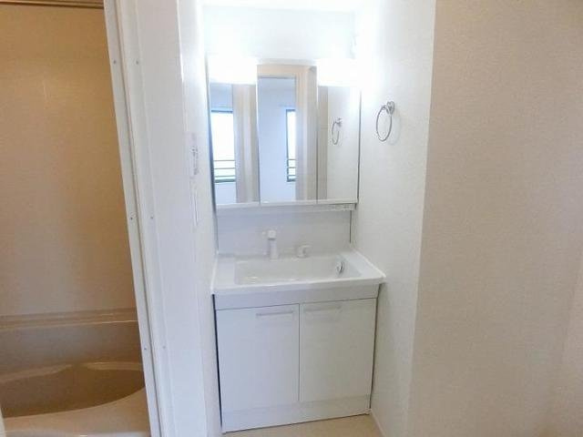 ラフレシールＢの洗面所