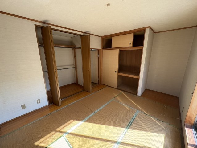 安芸郡府中町山田1の和室