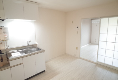 【居間・リビング】 | サンルートエルミカ