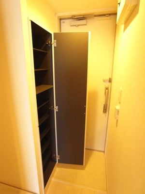 【玄関】 | リブリ・赤塚パルル