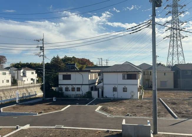 【展望】 | 眺望を気にして物件を探す場合、前面に建物が建っていないか現地で確認しましょう！前面に建物があると景色はもちろん、日当たりや風通しにも影響が出てきます。住んだ時のことを想像しながら現地見学をしましょう。