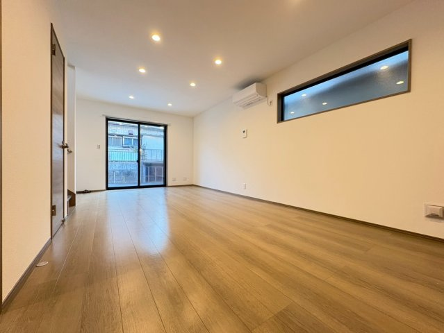 【居間・リビング】