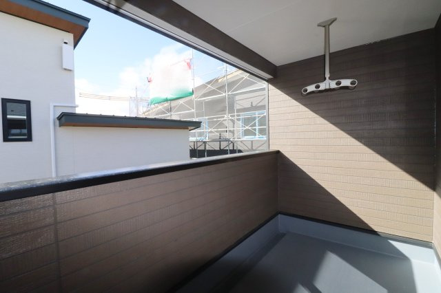 本宮市仁井田字糀壇　　　２号棟　　　五百川小学校、本宮第２中学区のバルコニー