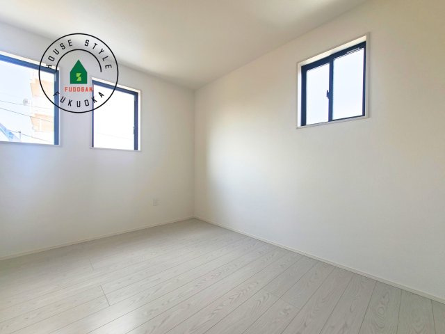 福岡市東区大岳2丁目第1-2棟（2号棟）の内観：施工例|落ち着いた色調の洋室です。