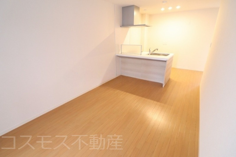 リュミエール　Aの居間・リビング|別のお部屋の同仕様写真です。