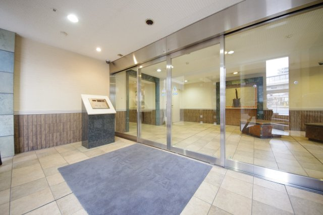 【エントランス】