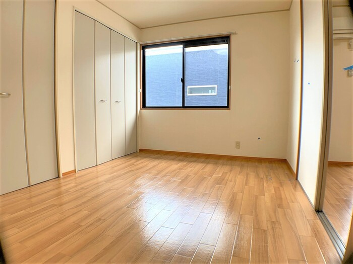 セジュール薮田の洋室