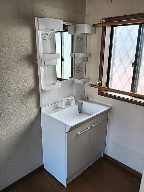 北小岩5丁目貸家の洗面所