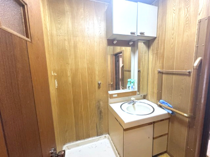 泉南市新家サングリーン中古戸建の洗面所