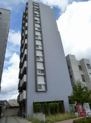 【外観】 | ラグジュアリーアパートメント中野坂上 | 鉄筋コンクリート造のがっちりとした建物。