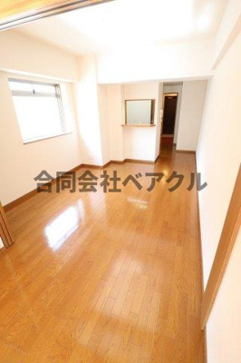 【居間・リビング】 | ベラジオ四条烏丸Ⅲ