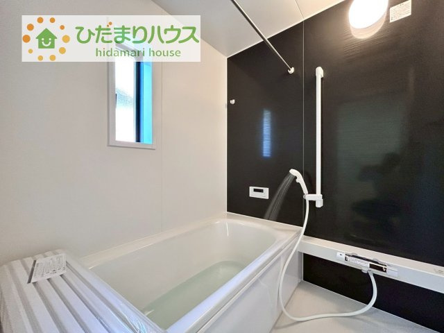 【浴室】 | 結城市結城第43　新築戸建　6号棟 | 大人が足を伸ばしても十分な広さ！一人でゆっくりくつろぐ時間も大切です！