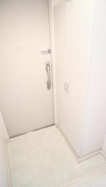 サン　フライトの玄関