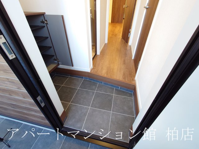 シティハウス豊四季 の玄関