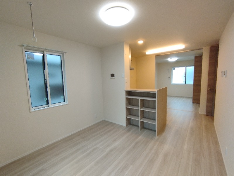 Ｄ－ａｖａｎｃｅ六名の居間・リビング