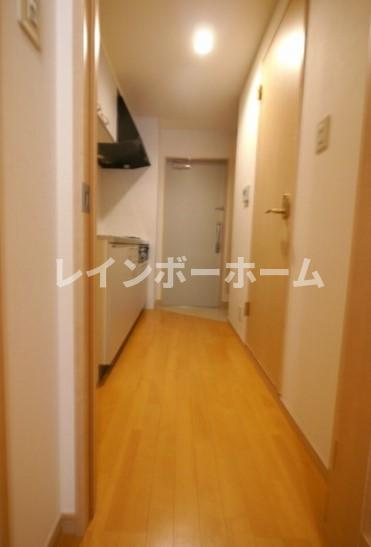 メルヴェーユ(蕨)の玄関