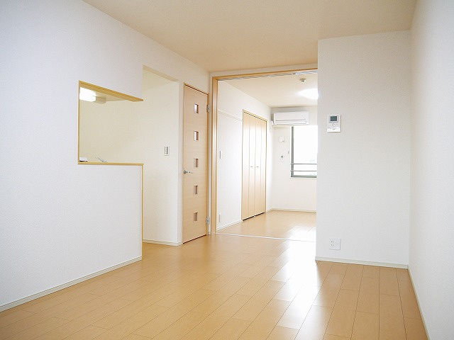 アンシェント・スリーの居間・リビング|おしゃれな居間です