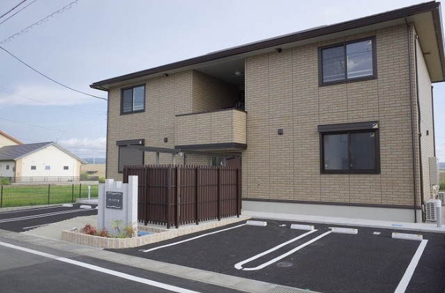 グランメゾンMの駐車場