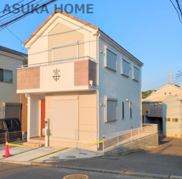 横浜市旭区白根７丁目新築戸建て