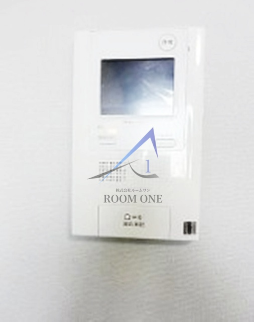 ZOOM渋谷富ヶ谷のセキュリティ|モニター付インターホンです。