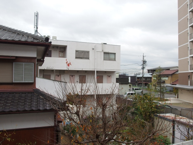 エバーグリーン明大寺の展望