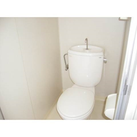 エバーグリーン明大寺のトイレ