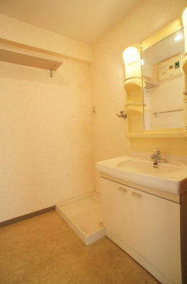 【洗面所】 | Root whiteⅡ | 忙しい朝には欠かせない洗面所です