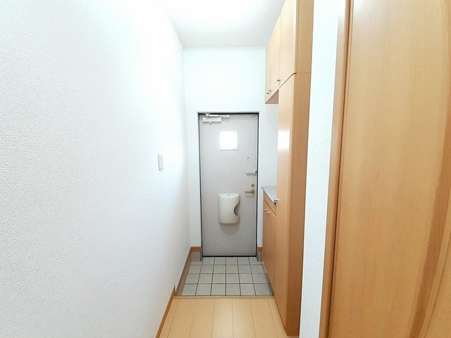 ルピナスの玄関