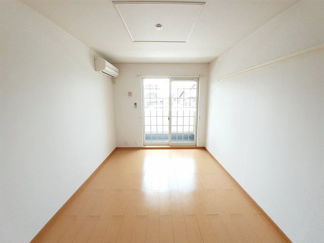 ルピナスの居間・リビング